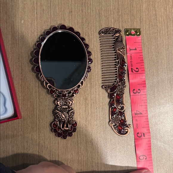 Vintage Peacock Mirror and Comb Set - Picture 6 of 8